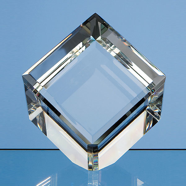 8cm crystal cube award